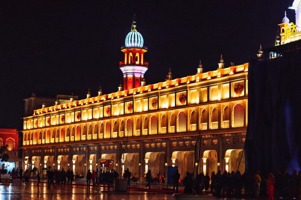 Amritsar Taxi Booking